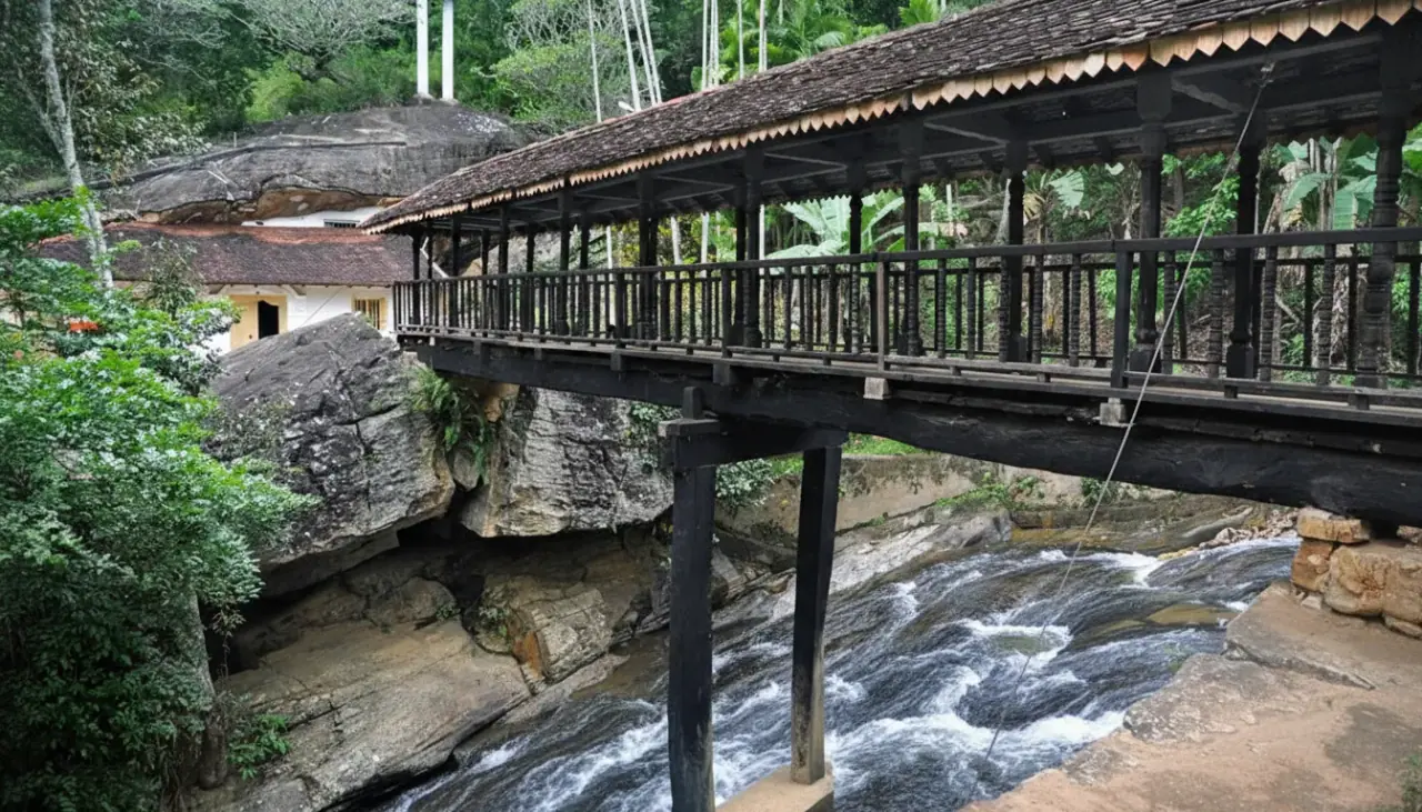 Bogoda Wooden Bridge